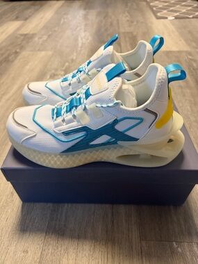 Mazino Plasma Sneakers - Teal/White